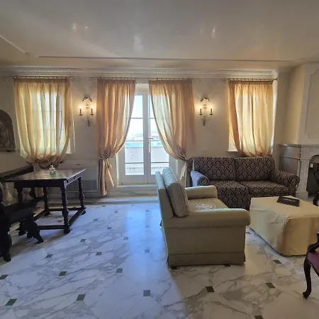 Apartment Prestigioso Attico Con Terrazza Vista Mare A *