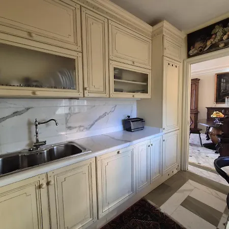 Prestigioso Attico Con Terrazza Vista Mare A