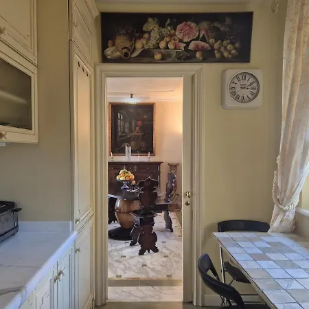 Prestigioso Attico Con Terrazza Vista Mare A Viareggio