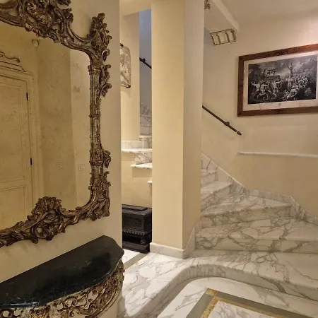 Prestigioso Attico Con Terrazza Vista Mare A Viareggio
