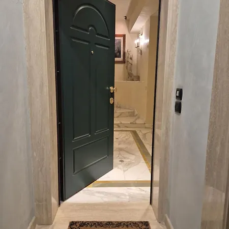 Prestigioso Attico Con Terrazza Vista Mare A